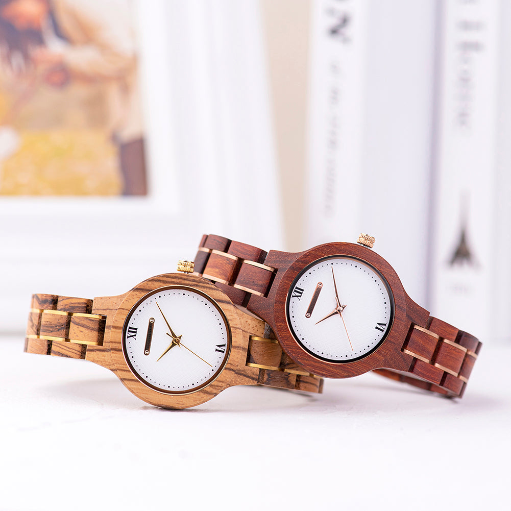 Luxus Gravierte Holzuhr für Männer und Frauen